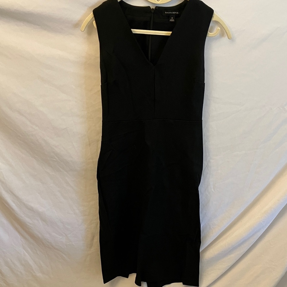 Banana Republic: Black Stretch Midi Sleeveless Dress- 0